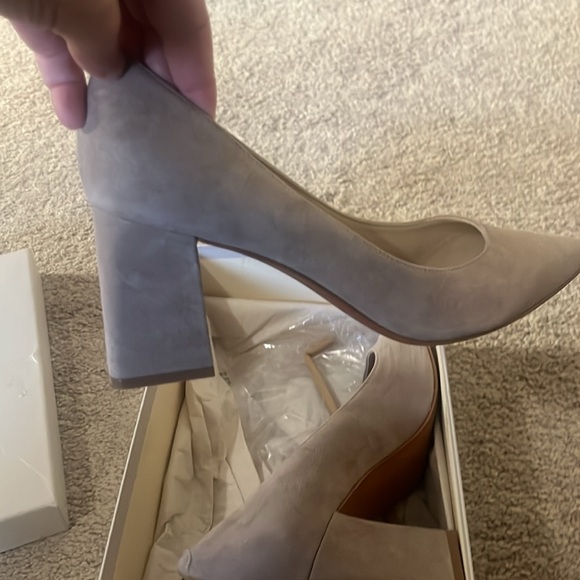 Marc Fisher LTD ZALA 8.5 M Natural Suede - Picture 2 of 11